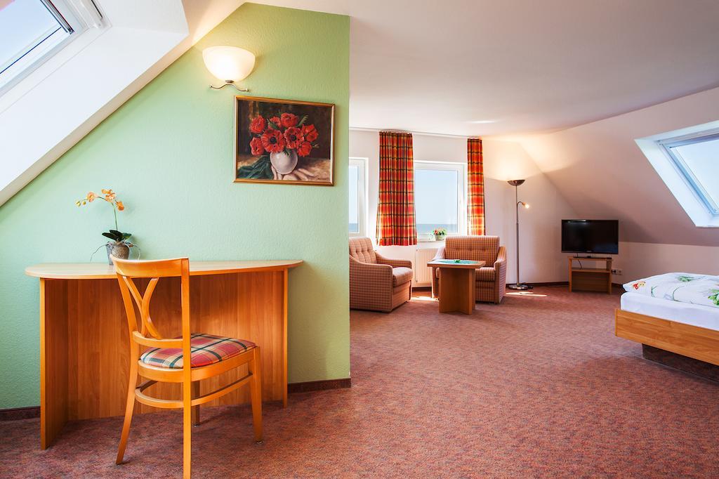 Hotel Hus Achtern Diek Hamburg-Harburg Rum bild